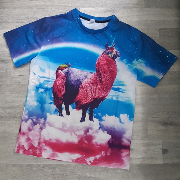 Pair of GUC Novelty T-shirts - Picture 6 of 6